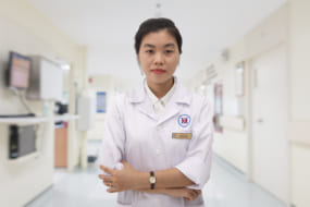 Bác sĩ Đinh Thị Hoa