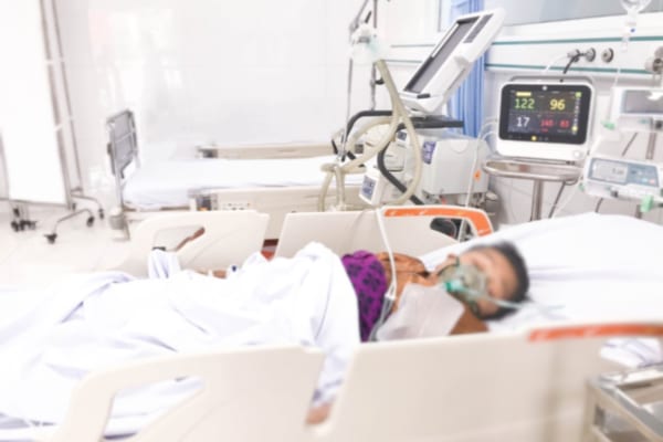 Giành giật lại sự sống một cách diệu kỳ cho người bệnh cao tuổi bị Shock tim – Hôn mê – Ngừng tuần hoàn