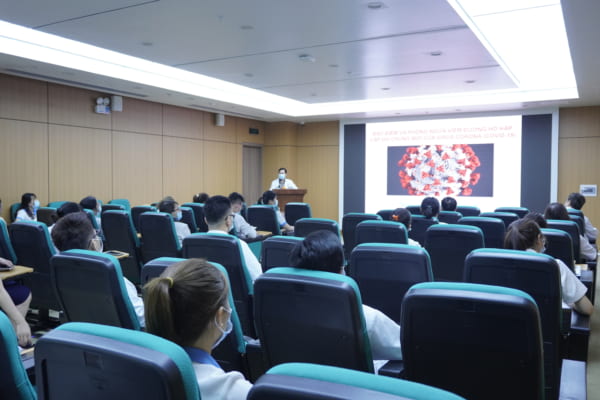 Đào tạo: Đặc điểm và phòng ngừa viêm đường hô hấp cấp do chủng mới của virus Corona (Covid-19)