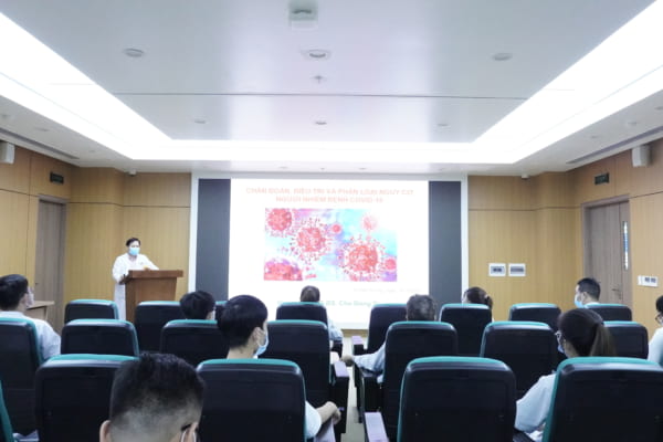 Đào tạo: Chẩn đoán, điều trị và phân loại nguy cơ người nhiễm bệnh COVID-19