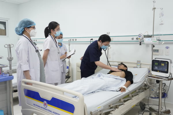 Cấp cứu cứu sống thành công bé trai sốc tim, ngất kéo dài hơn 5 giờ đồng hồ do bệnh lý rối loạn nhịp tim phức tạp nguy hiểm