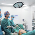 Phối hợp Sản khoa – Ngoại khoa – Gây mê hồi sức: Phẫu thuật nội soi cắt ruột thừa cho sản phụ mang thai 37 tuần bị viêm ruột thừa cấp giờ thứ 24