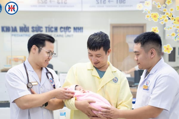 Phát hiện sớm trường hợp tắc ruột phân su ở trẻ sơ sinh ngay tại Bệnh viện đa khoa Quốc tế Hải Phòng – Vĩnh Bảo, kịp thời cứu sống trẻ nhờ sự phối hợp “thần tốc” giữa hai bệnh viện trong hệ thống Bệnh viện Quốc tế – Tổng công ty Hàng Kênh