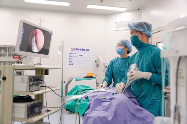 Phẫu thuật chỉnh hình vách ngăn mũi – Chấm dứt ngạt mũi, đau nhức kéo dài cho người bệnh